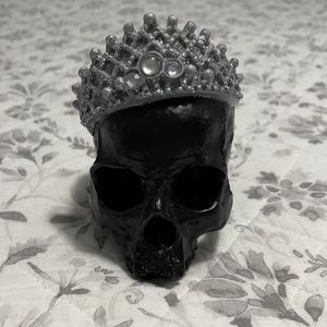 Glam Glitter Skull With Tiara Black & Silver Halloween Spooky Decor Piece